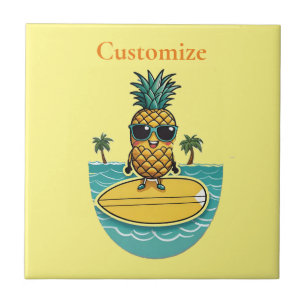 Ananas Surfer Rides a Wave Thunder_Cove Kakelplatta