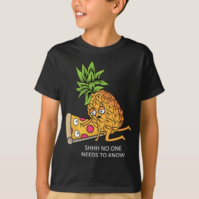 Ananas Tillhör på Pizza Älskare Funny Food Pun T Shirt (Framsida)