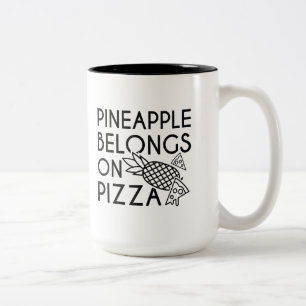 Ananas Tillhör på Pizza Två-Tonad Mugg