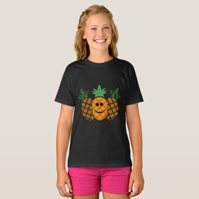 Ananasdesign för lycklig - flickors grundläggande  t shirt (Hel framsida)
