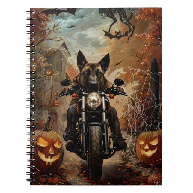 Anatolian Shepherd Riding Motorcycle Halloween Anteckningsbok (Framsidan)