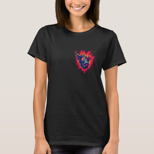 Anatomical Mechanical Heart with Laser Gun Cyberpu T Shirt (Framsida)