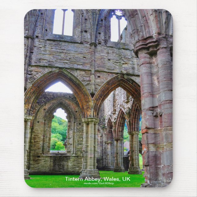 Ancient TAT Abbey, Cistercian Monastery, Wales Musmatta (Framsidan)