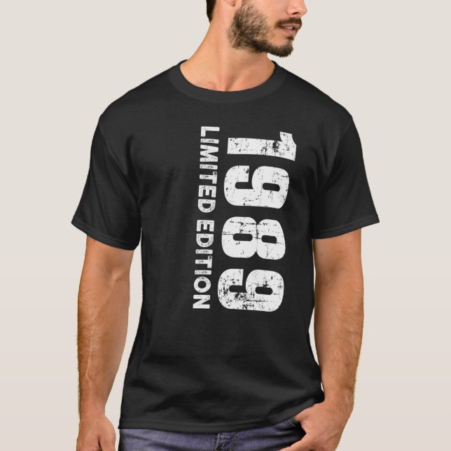 and 1989 t shirt (Framsida)