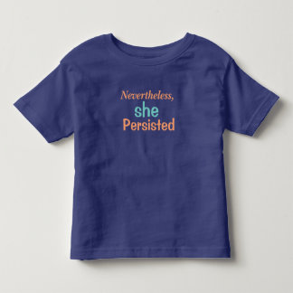 Ändå framhärdade hon t-shirt