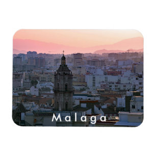Andalusia. Solnedgång över Malaga. Magnet