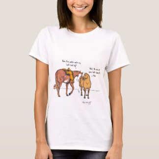 Ändan ser den stora skjortan t shirt