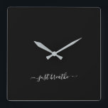 Andas bara den svarta eleganten yoga stor klocka<br><div class="desc">Modern yoga-klocka med en svart bakgrund i chicen och ett vitt skript med eleganten "bara andas".</div>