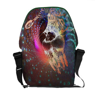 Anden passerar Shamandrömmessenger bag Messenger Bag