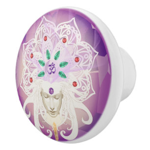 Andlig guddess Meditation Krona judels Knopp