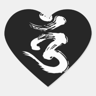 Andligt symbol för OM - Yogaprodukter Hjärtformat Klistermärke