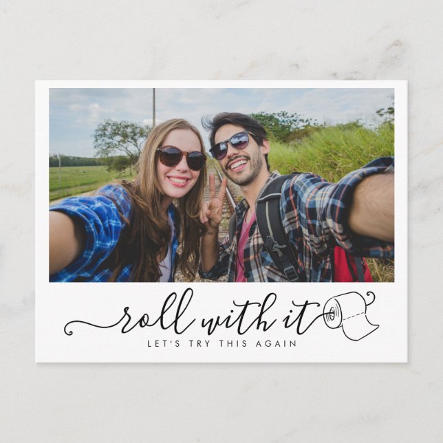 Ändra datum Bröllopsfoto Modernt Roligt Meddelande Vykort (Framsida)