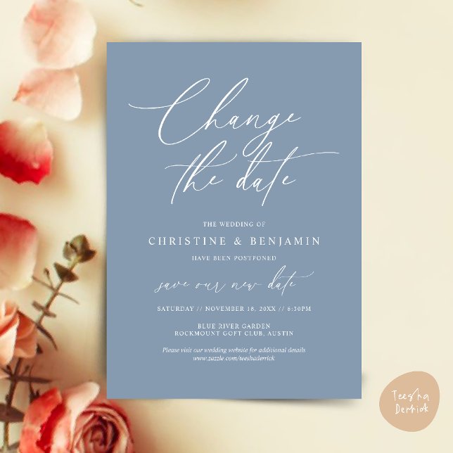 Ändra datum, Spara vårt nya datumkort för bröllop Inbjudningar (Change the date, Save our new wedding date modern romantic card in Dusty Blue)