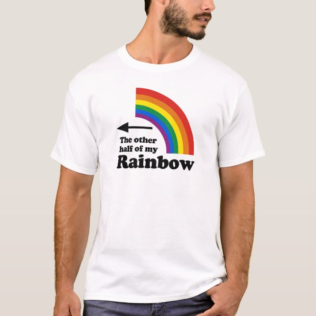 ANDRA HALVAN AV MIN REGNBÅGE SOM PEKAR MOT VÄNSTER TEE SHIRT (Framsida)