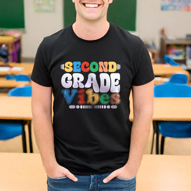 Andra Klass Vibes Funny Back to school Groovy T Shirt (Skapare uppladdad)