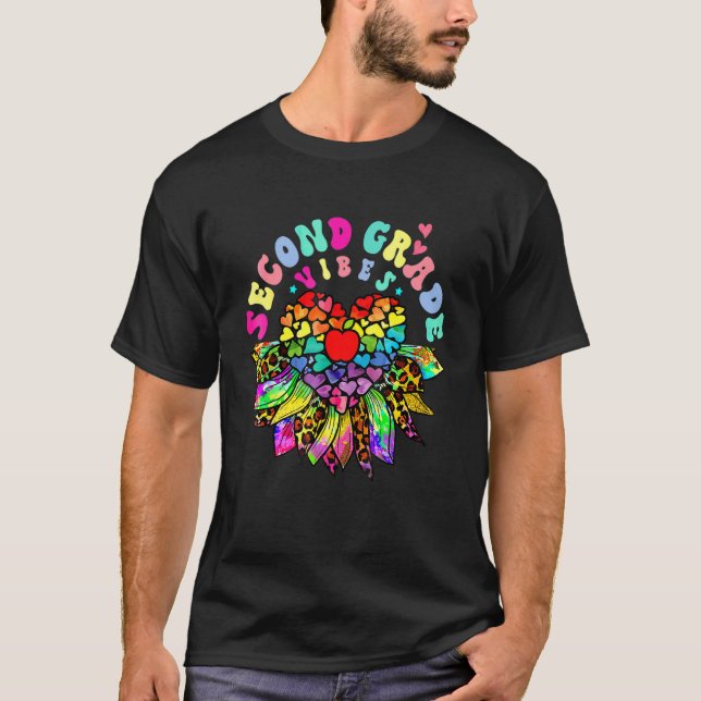 Andra Klassens Vibrationer Retro Solros Färgglatt  T Shirt (Framsida)
