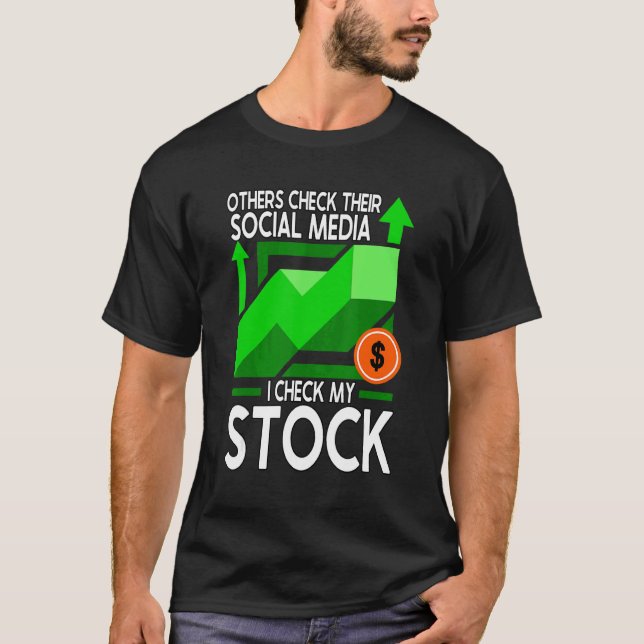Andra kollar sina Social-media jag checkar min Lag T Shirt (Framsida)