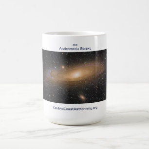Andromeda Galaxy av Nikkolai Davenport - 15 oz Mug Kaffemugg