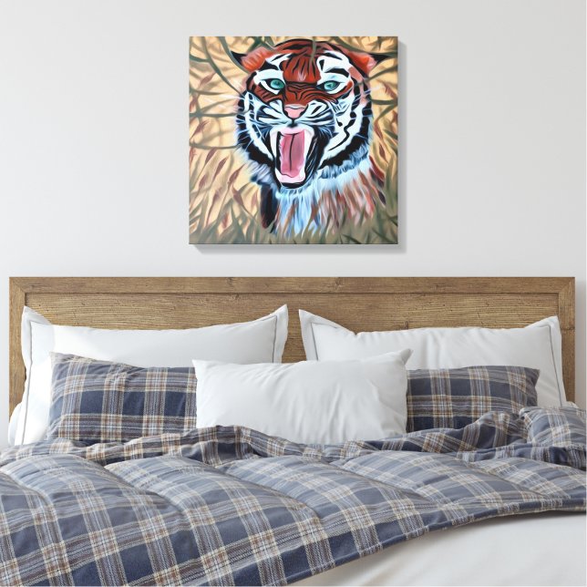 Anfallande tiger handmålad på canvas  (Insitu (sovrum))
