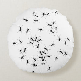 Anfaller över rund kudde