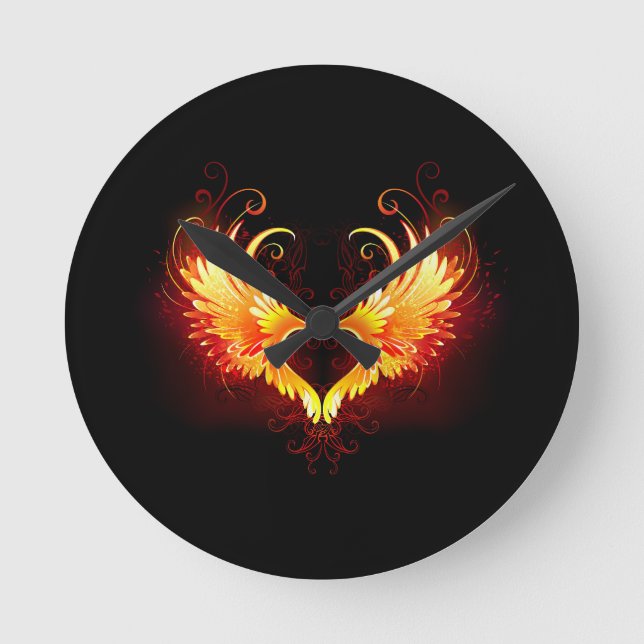 Angel Fire Heart med Vingar Rund Klocka (Framsida)
