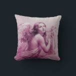 ANGEL PLAYING LYRA ÖVER NEDLÄGGNINGENS rosa Kudde<br><div class="desc">Konstgjord och klassisk vattenfärgsmålning i vit rosa lila färg,  som har vidareutvecklats från 1800-talets italienska bra.</div>