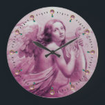 ANGEL PLAYING LYRA ÖVER NEDLÄGGNINGENS Rosa Stor Klocka<br><div class="desc">Digital bildframställning,  3d-modellering och rendering utförd av Bulgarien och Alessandro Lumini c) Konstgjord och klassisk vattenfärgsmålning i vit antika rosa fuchsia färg,  omformad från 18:e århundradets italienska bra art</div>