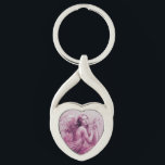 ANGEL PLAYING LYRA ÖVER NEDLÄGGNINGENS rosa Twisted Heart Silverfärgad Nyckelring<br><div class="desc">Utformning av elegant från en femoriansk emelminiatyr Konstnärlig och klassisk vattenfärgning i vit sepia, brunt färg som har vidareutvecklats från 1800-talets italienska bra art .</div>