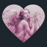 ANGEL SOM SPELAR LYRA ÖVER NÄRA, Hjärtat Hjärtformat Klistermärke<br><div class="desc">Konstgjord och klassisk vattenfärgsmålning i vit antika rosa fuchsia färg,  omformad från 1800-talets italienska bra art</div>