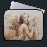 ANGEL SOM SPELAR LYRA ÖVER NORMÖRJA LAPTOP SLEEVE<br><div class="desc">Konstgjord och klassisk vattenfärgsmålning i vit sepia, brunt färg,  omformad från 1800-talets italienska bra art</div>
