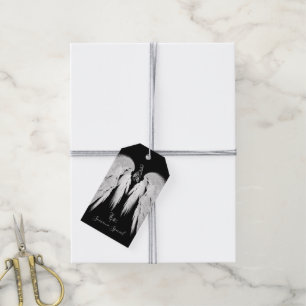 ANGEL VINGAR Black Himmelsk Holly Monogram Presentetikett