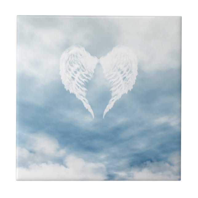 Angel Vingar i Cloudy Blå himmel Kakelplatta (Framsidan)