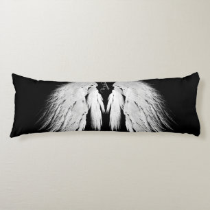 ANGEL VINGAR Monogram Black Kroppskudde