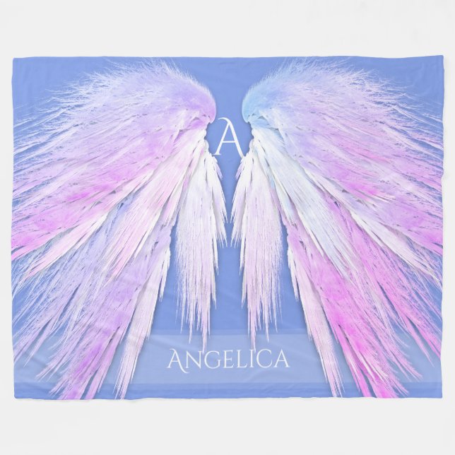 ANGEL VINGAR Monogram Dreamy Rosa Soft Blue Fleecefilt (Framsidan (Horisontell))