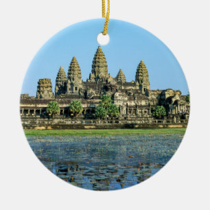 Angkor Wat och reflexion i sjö - Kambodja Julgransprydnad Keramik