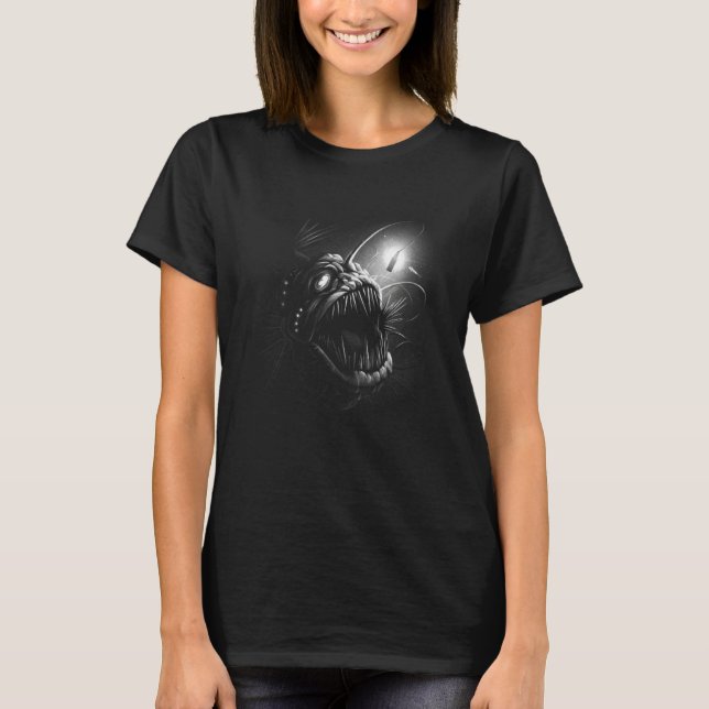 Angler Fish with gloer Beer Flaska Horror Beer S T Shirt (Framsida)