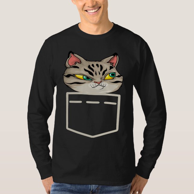 Angry Cat in the Pocket Graphic T Shirt (Framsida)