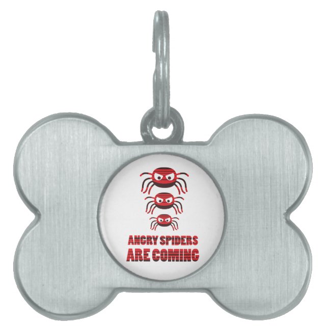 Angry spiders are coming T-Shirt ID-bricka Husdjur (Framsidan)