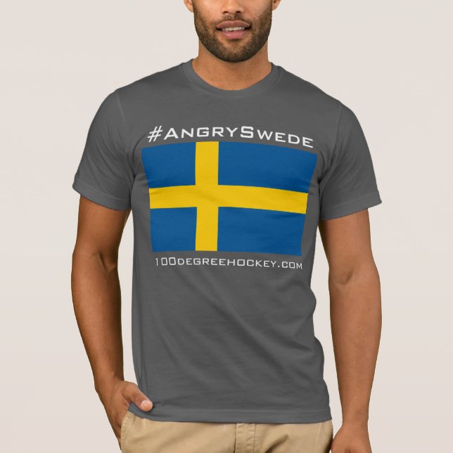 #AngrySwedeT-tröja (mörk) Tee Shirt (Framsida)
