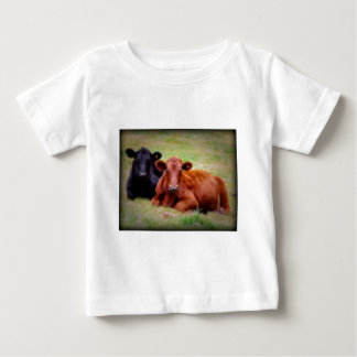 Angus kärlek - para av nötkreatursida - by - sida tee shirt