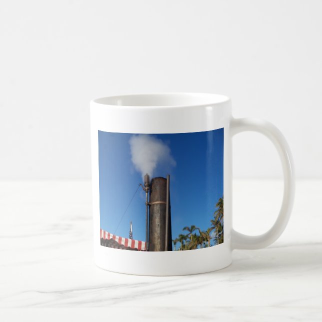 Ångvissla med en vit ångvolym kaffemugg (Höger)
