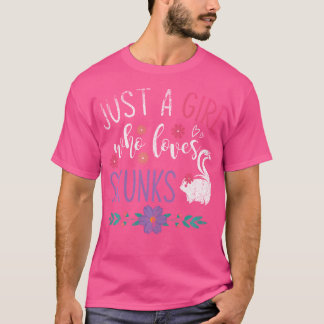 Animal Lover Idea Zoo Keeper Skunk T Shirt