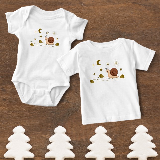 Animaliskt Snigel Himmel Nattan Äventyr New Born O T Shirt (Skapare uppladdad)