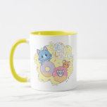 Anime Donut Delight med Tom, Jerry och Tuffy Mugg<br><div class="desc">Den här fängslande anime-stil-grafiken har den ikoniska duon "Tom och Jerry" tillsammans med deras lilla vän Tuffy i ett sött äventyr. Tom, den blå katten, håller glatt fast på en gigantisk lavender-donut, hans ögon-tvillingar med lekfull missöde. Förutom honom delar Jerry, den smarta bruna musen, en rosa som frostigt med Tuffy,...</div>