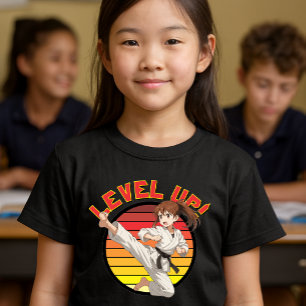 Anime Karate Tjej På Retro Solnedgång Mall T Shirt