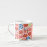 Anime Tom, Jerry och Tuffy Apple Mönster Espressomugg<br><div class="desc">Den här leksaken i mönster har de älskade tecknen från "Tom och Jerry" i en bakgrund av pulserande röda äpplen och äpplen med grönt. Tom ses bita in i ett juikäpple och ledsen över det redan ätta äpplet i två separata roligtar. Jerry och Tuffy är också målade med äpplen. Tuffy...</div>