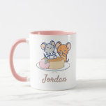 Anime Tuffy och Jerry Cheesecake Mugg<br><div class="desc">Tuffy och Jerry, de klassiska tecknen från "Tom och Jerry", har en trevlig upplevelse. Tuffy sitter triumferande i en stor bit ost, medan Jerry gleely nibbles vid tårtan bredvid honom. Bilden ställs in mot en enkel bakgrund som framhäver den glädjande interaktionen mellan de två vännerna. Deras innehållsuttryck och den lekande...</div>