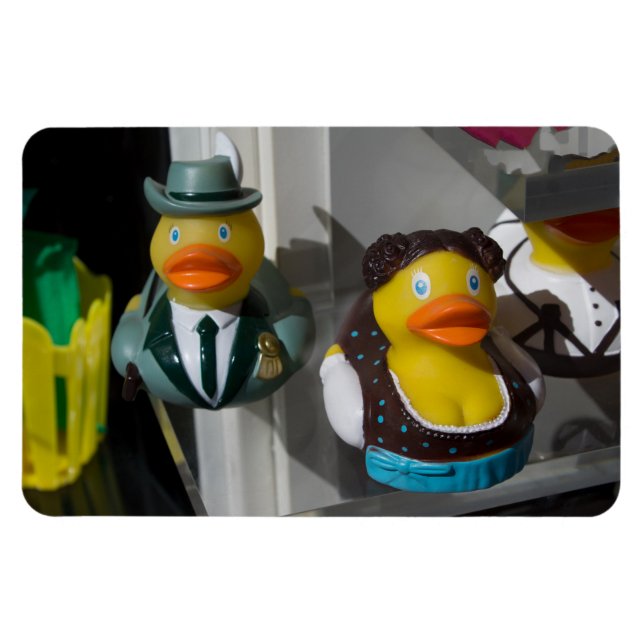Anka av gummi i traditionella kostymer magnet (Horisontell)