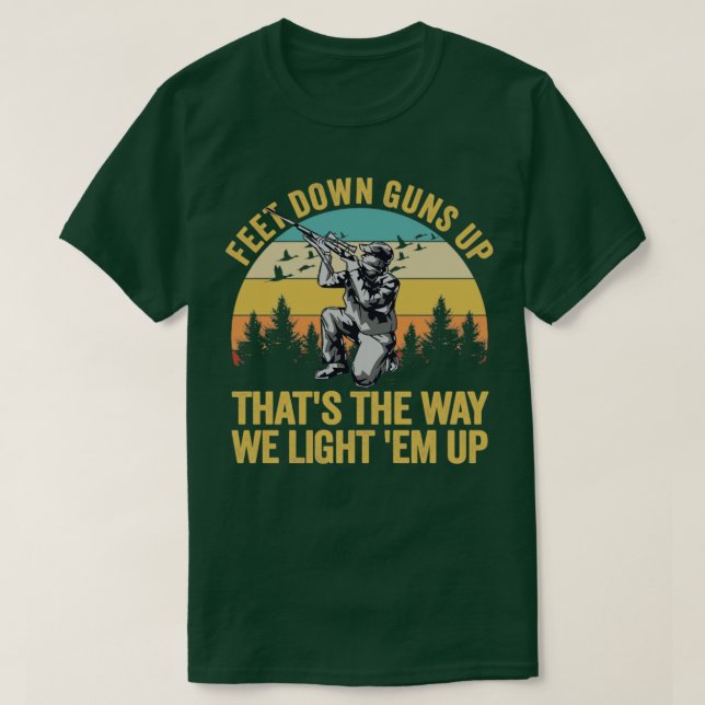 Anka Hunter Feet Down Guns Up Anka Hunting T Shirt (Design framsida)