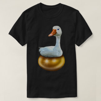 Anka Sitta om ett gyllene ägg Tee Shirt